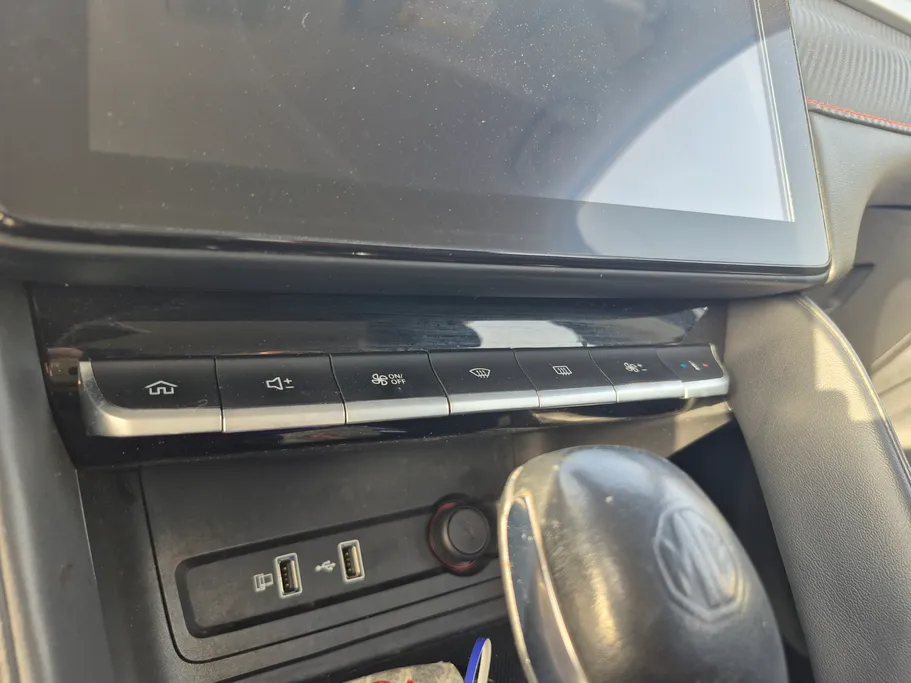 2023 MG ZS STD 