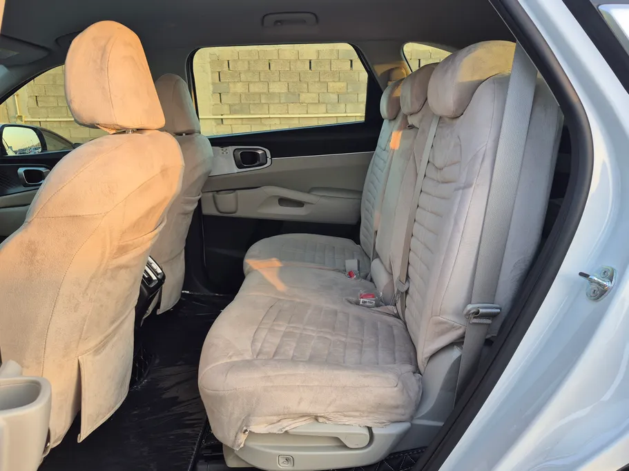 2025 Kia Sorento GL 