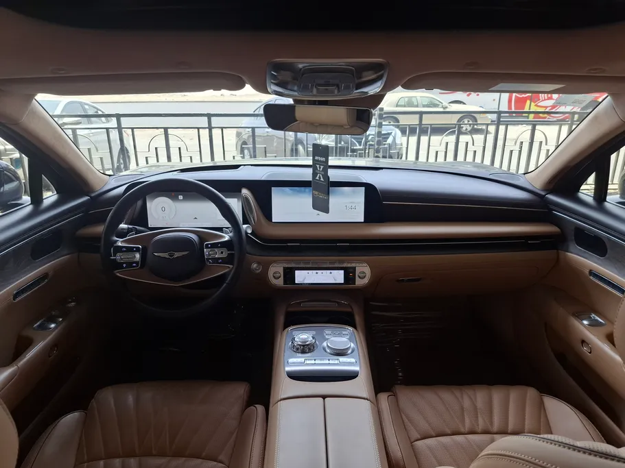 جينيسيس G90 Royal 2023 