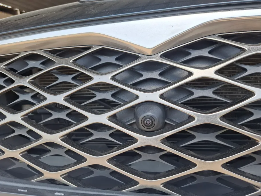 جينيسيس G90 Royal 2023 