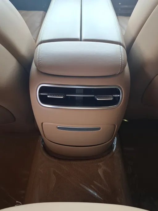 جينيسيس G90 Royal 2023 