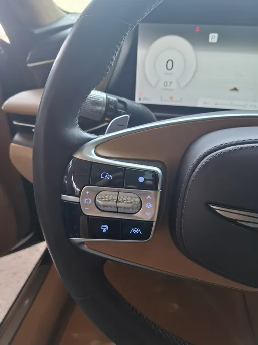 جينيسيس G90 Royal 2023 