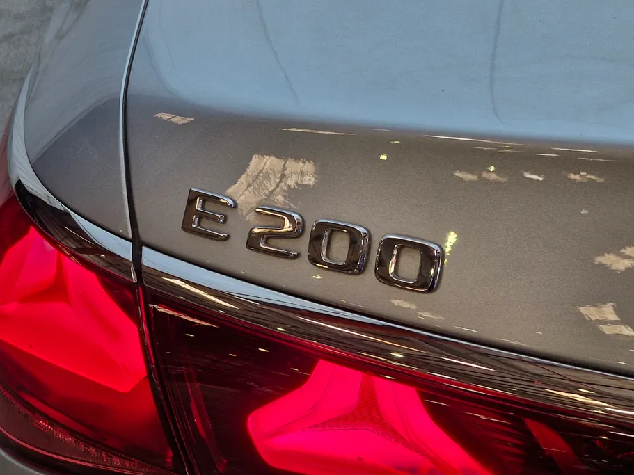 مرسيدس E 200 2025 