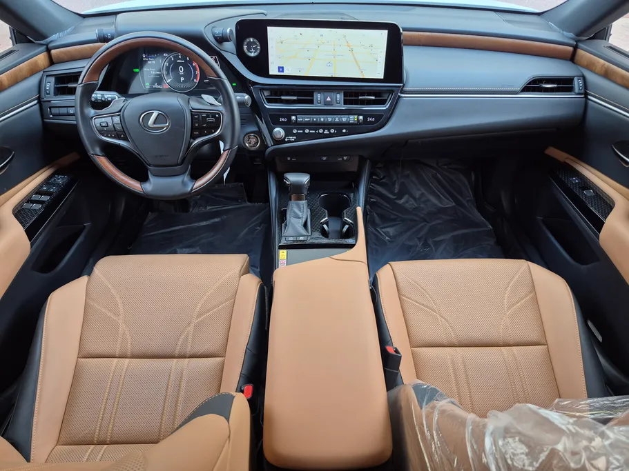 2024 Lexus ES 300 HH Hybrid Executive 