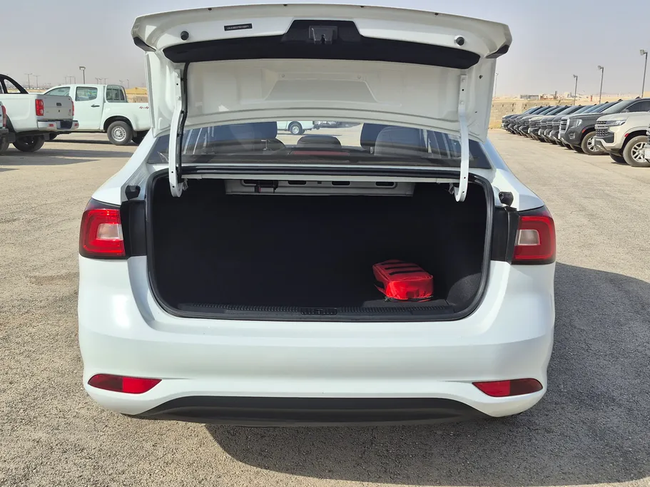 ام جي 5 STD 2024 