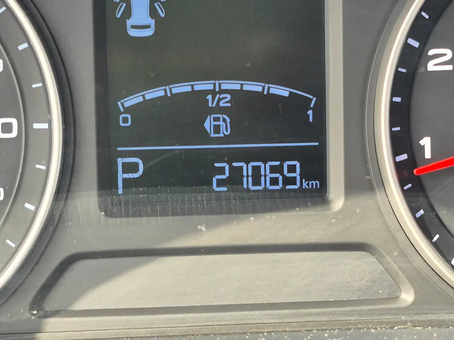 ام جي 5 STD 2024 