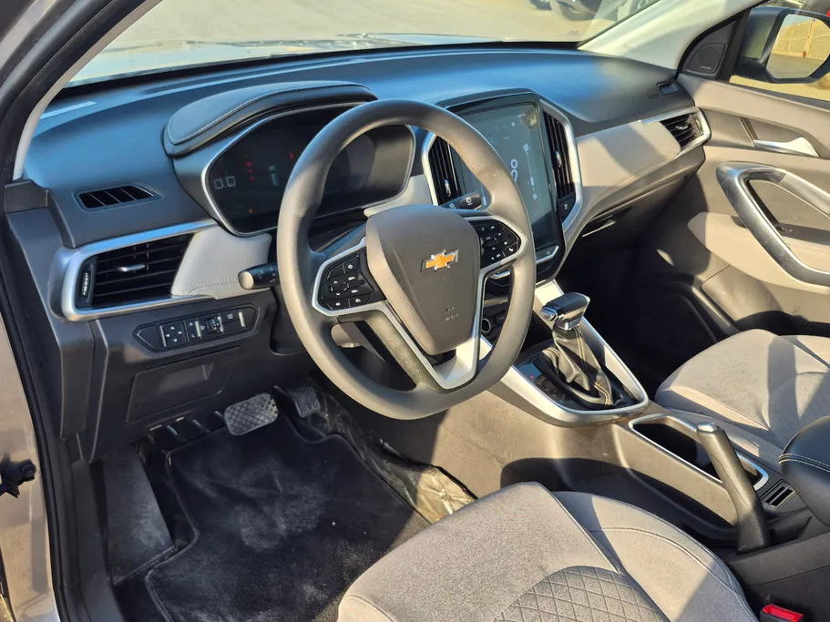 2024 Chevrolet Captiva LS 