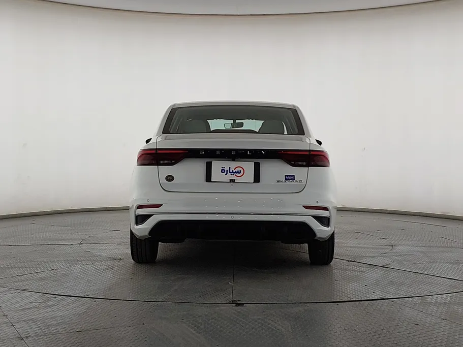جيلي امجراند GS 2024 