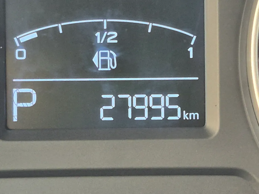 ام جي 5 STD 2024 