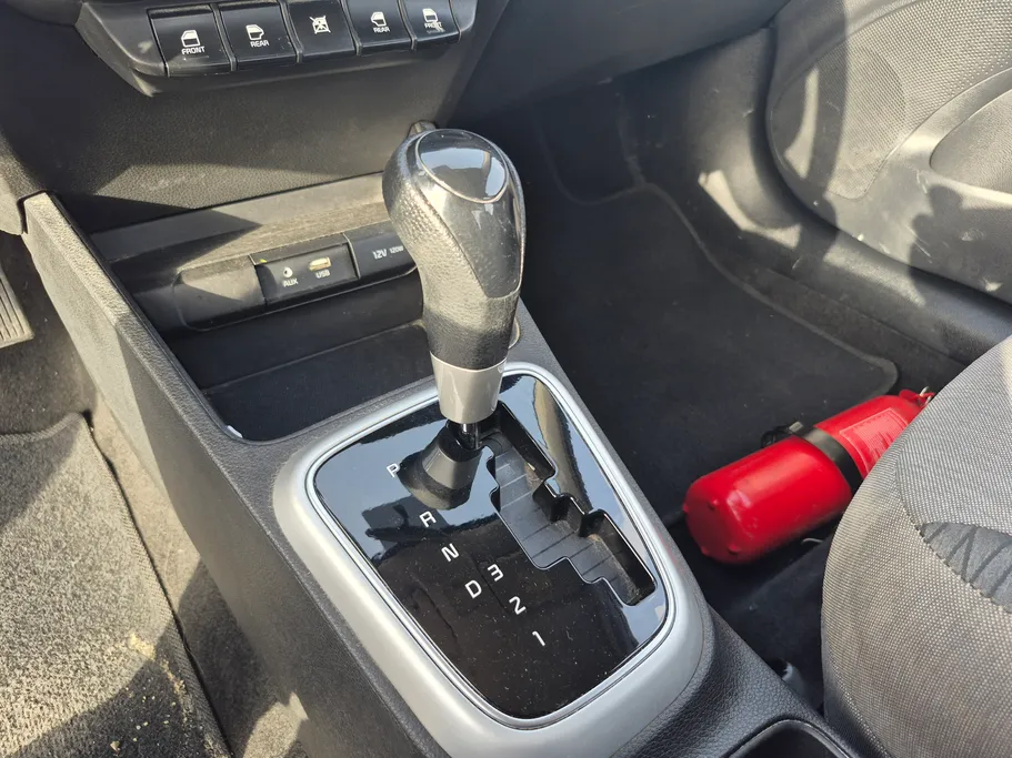 2024 Kia Pegas LX 