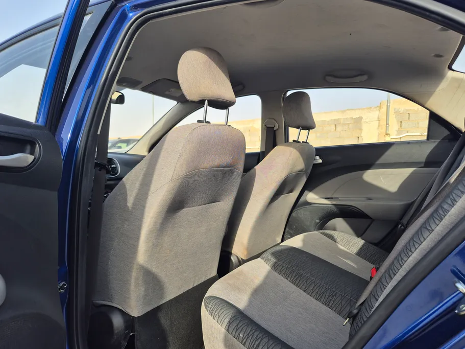 2024 Kia Pegas LX 