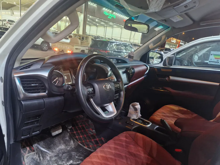 2022 Toyota Hilux SGLX 