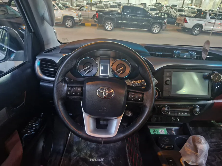 2022 Toyota Hilux SGLX 