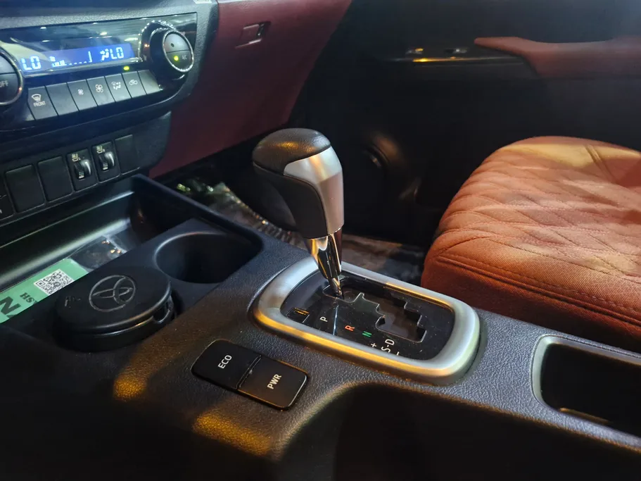 2022 Toyota Hilux SGLX 
