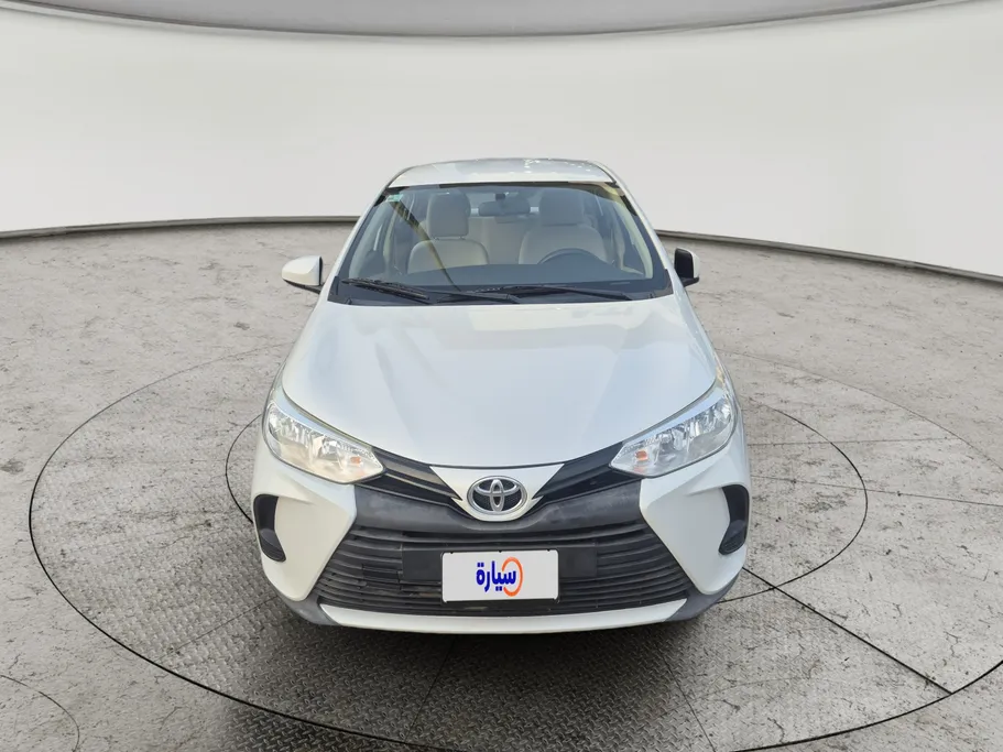 2022 Toyota Yaris  Y 