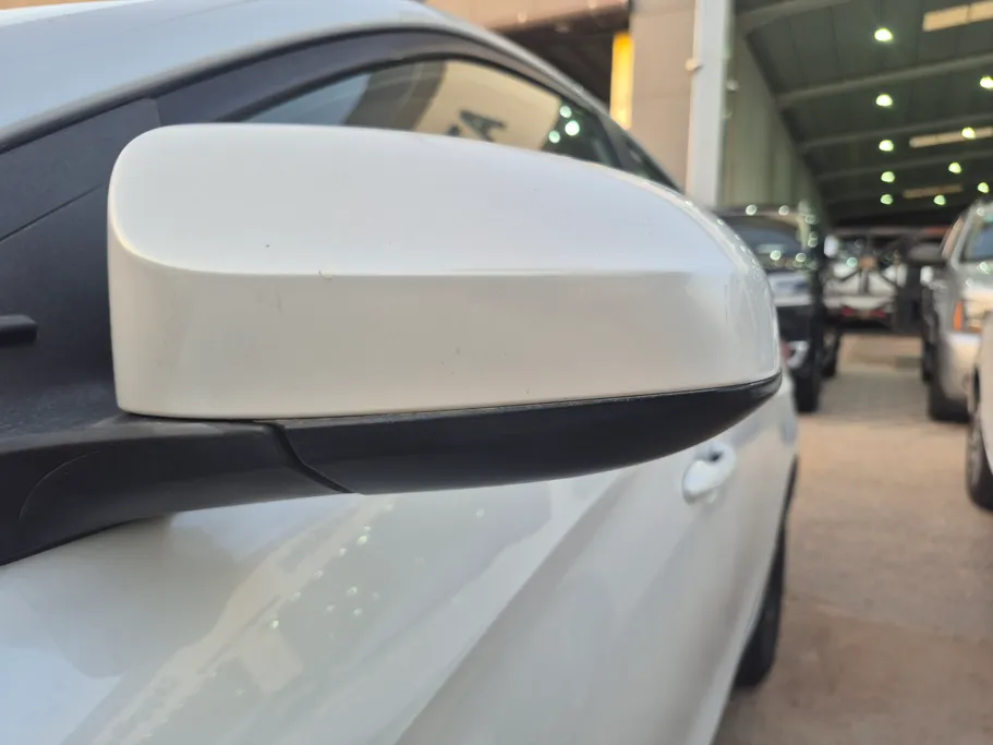 2022 Toyota Yaris  Y 