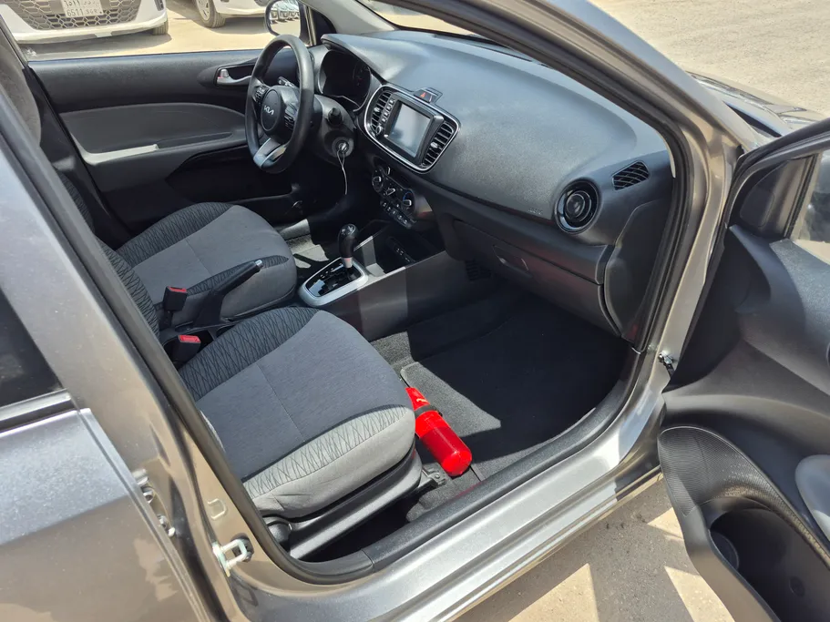 2024 Kia Pegas LX 