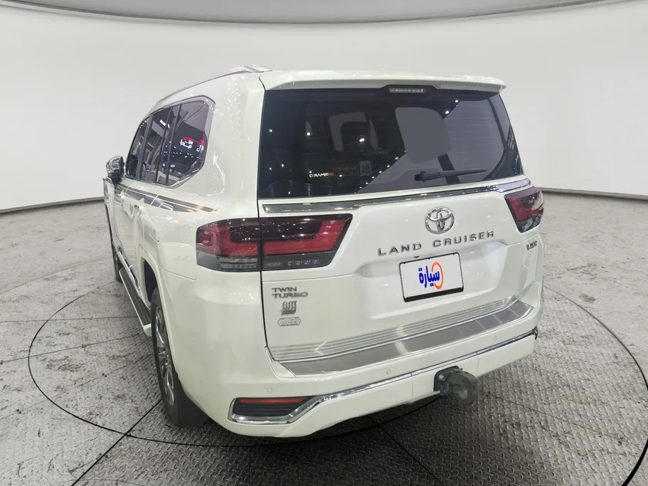 2023 Toyota Land Cruiser VXR 