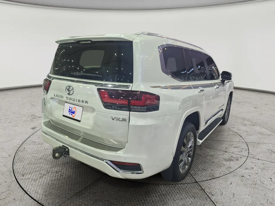 2023 Toyota Land Cruiser VXR 