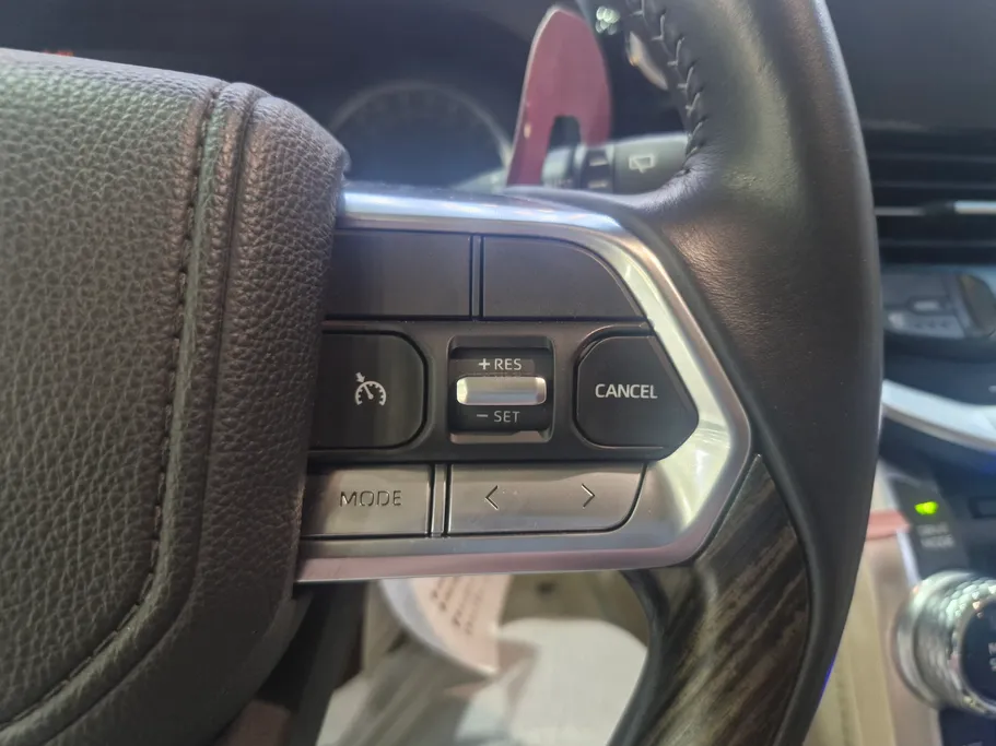 2023 Toyota Land Cruiser VXR 