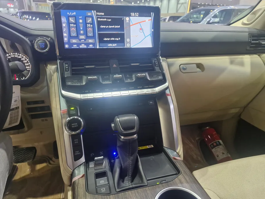 2023 Toyota Land Cruiser VXR 