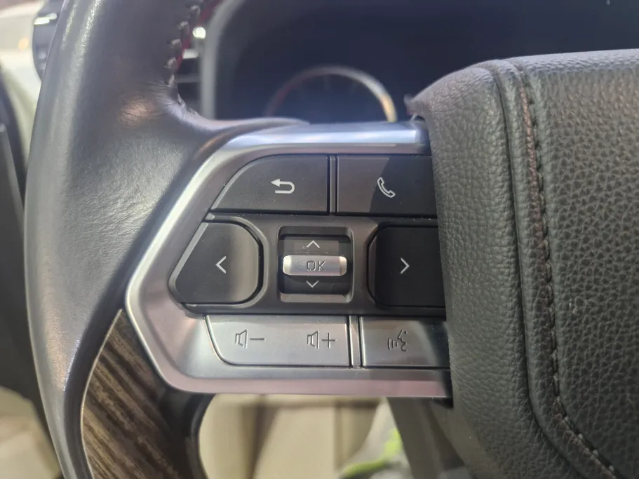 2023 Toyota Land Cruiser VXR 