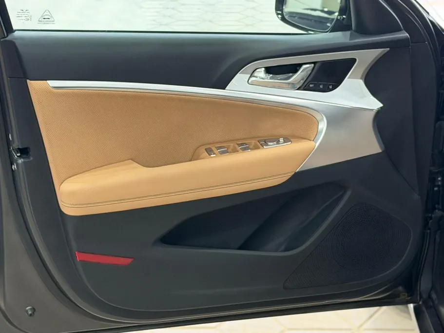 2026 Genesis G70 Prestige 