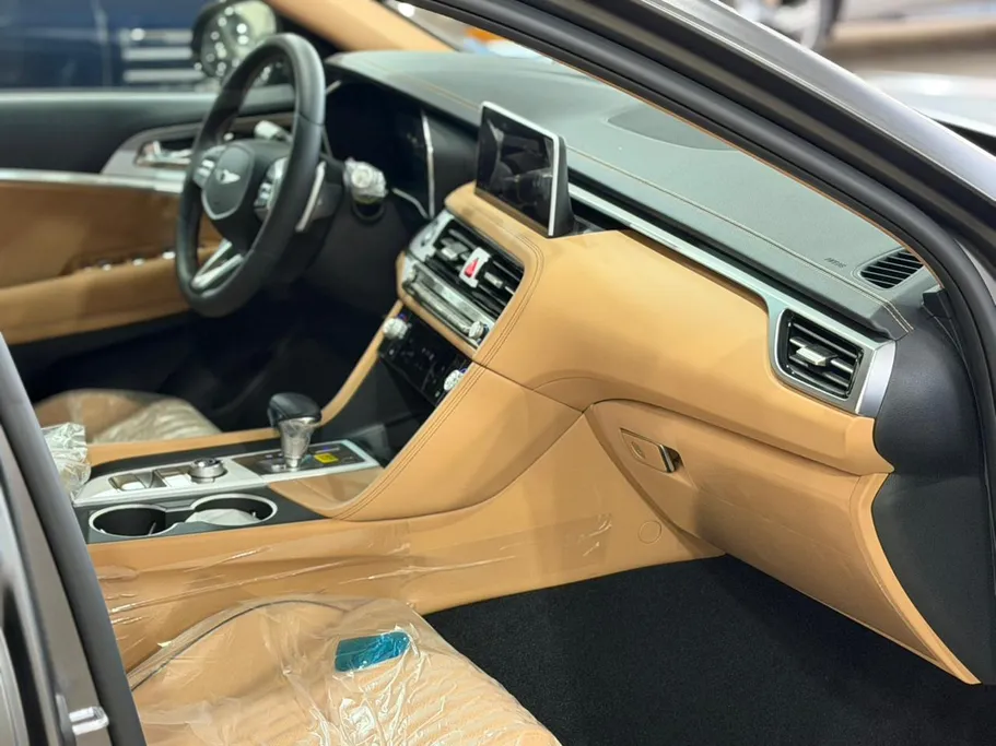 2026 Genesis G70 Prestige 