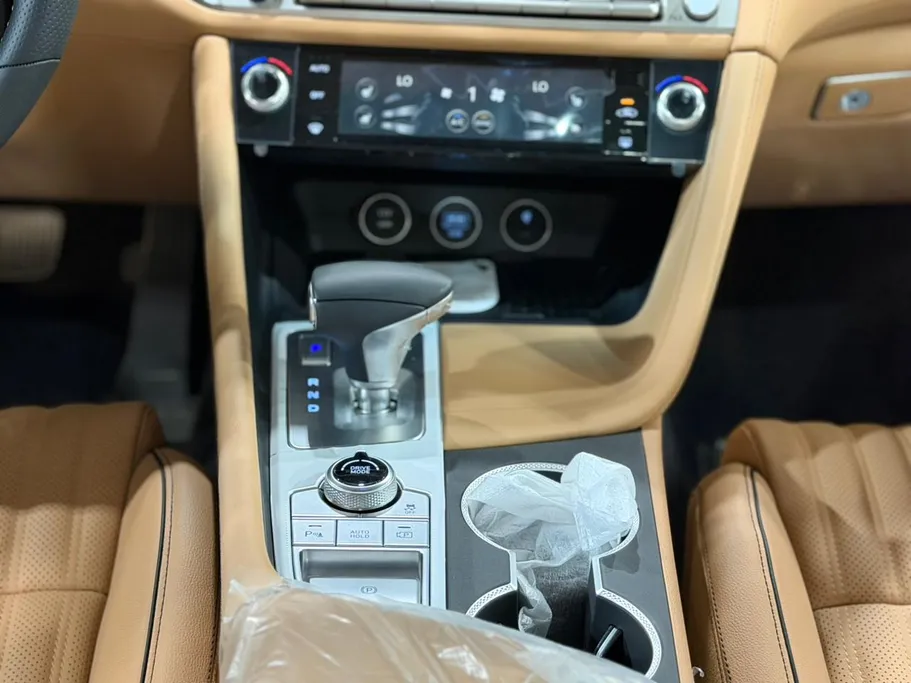 2026 Genesis G70 Prestige 