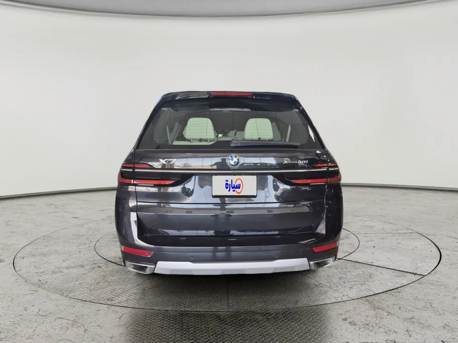 بي ام دبليو الفئة اكس 7 xDrive 40i	 2023 