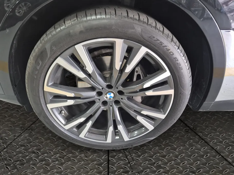 بي ام دبليو الفئة اكس 7 xDrive 40i	 2023 
