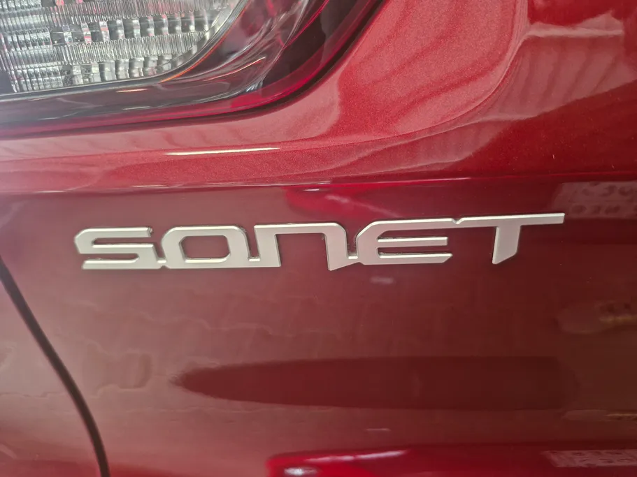 2023 Kia SONET GL 