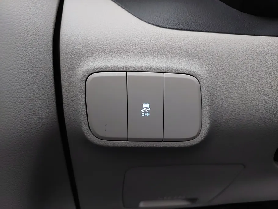 هيونداي Grand i10 فلييت 2024 