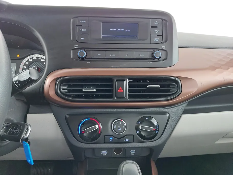 هيونداي Grand i10 فلييت 2024 