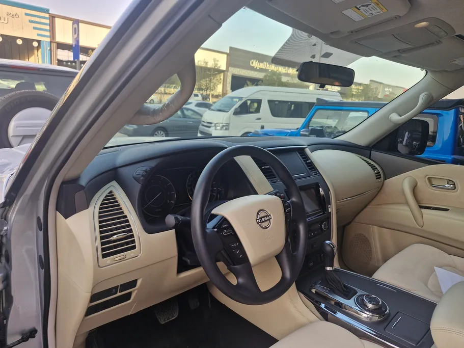 نيسان باترول SE 2024 