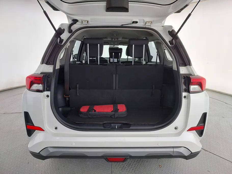 2023 Toyota Veloz GLX 