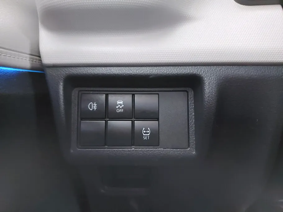 2023 Toyota Veloz GLX 