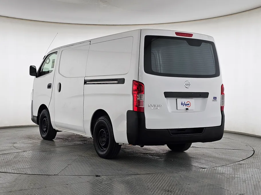 نيسان باص اورفان NV350 2021 