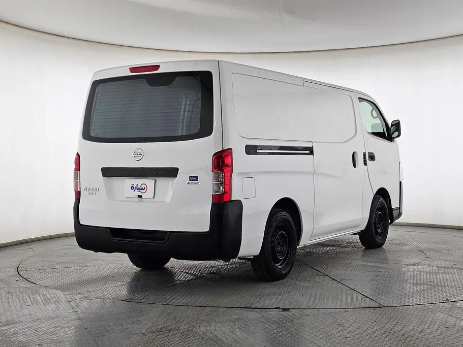 نيسان باص اورفان NV350 2021 