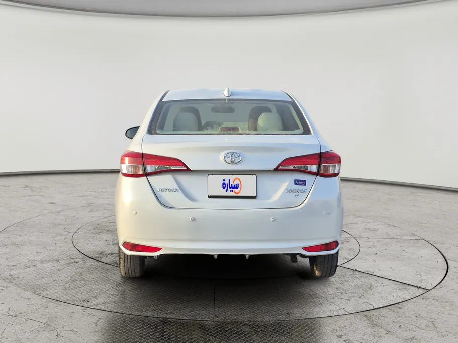 2022 Toyota Yaris  Y 