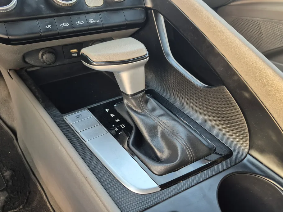 2022 Hyundai Elantra Fleet 
