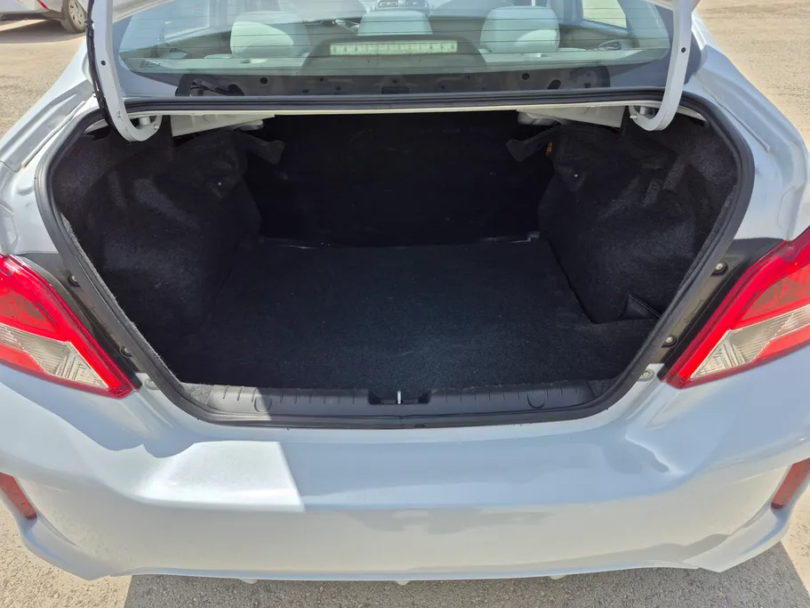 2021 Mitsubishi Attrage GLX LL 