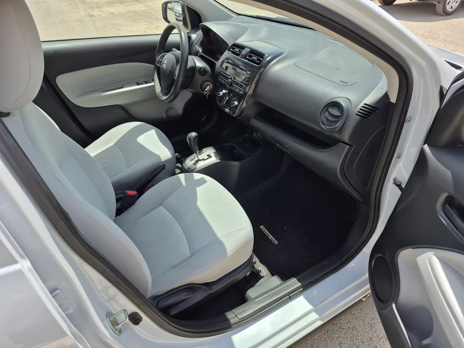 2021 Mitsubishi Attrage GLX LL 