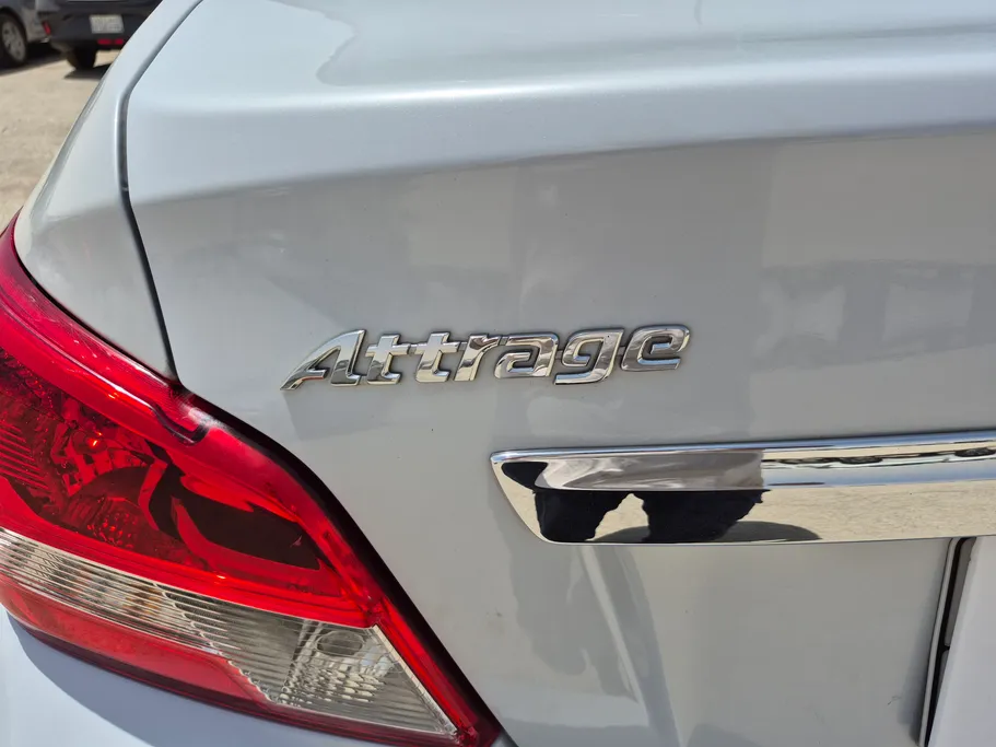 2021 Mitsubishi Attrage GLX LL 