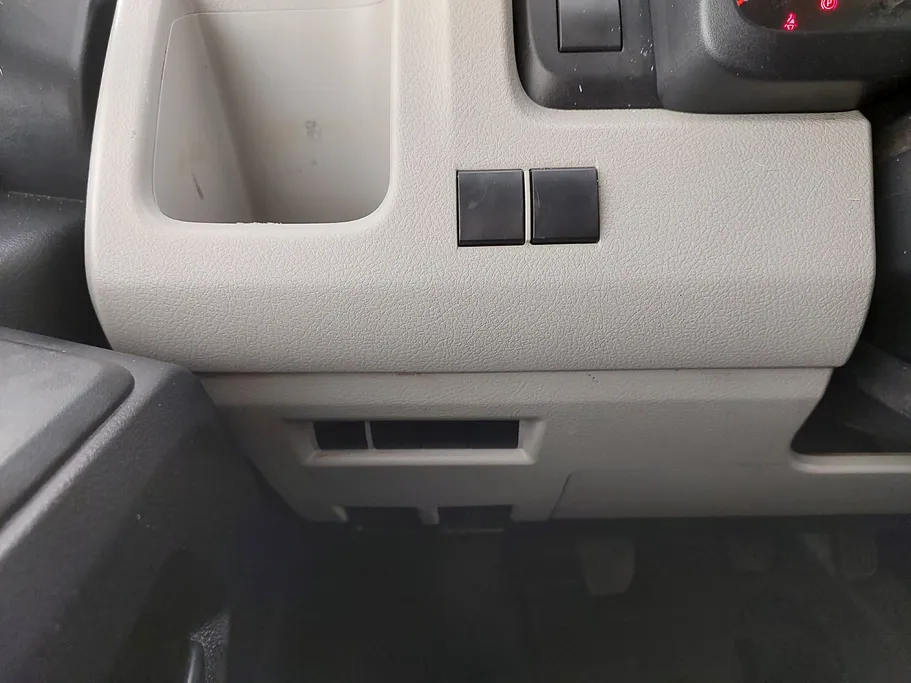 2021 Toyota Haice فان بضاعه 