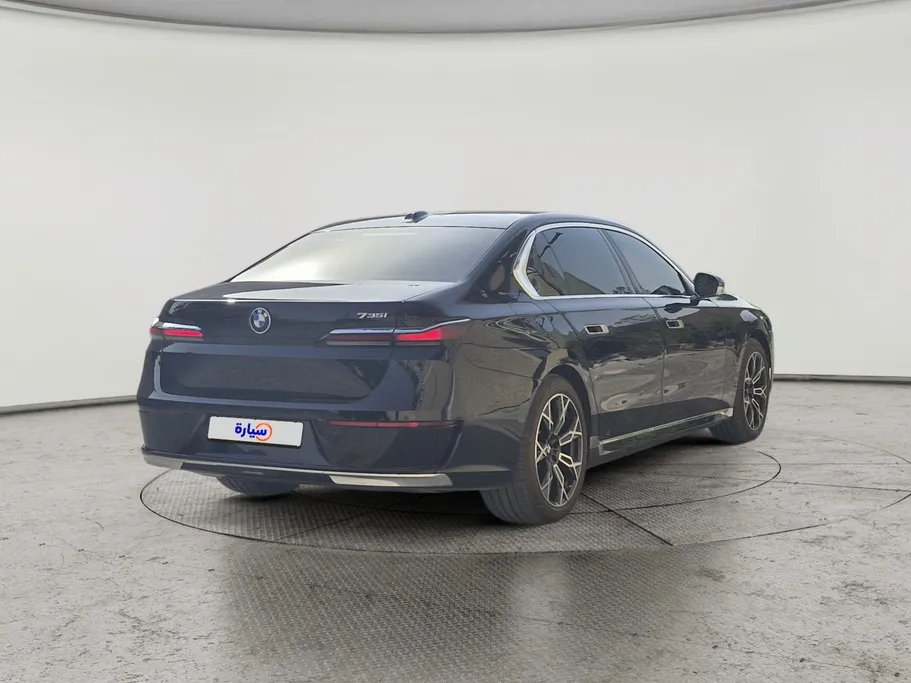 2026 BMW 7 Series 735i 