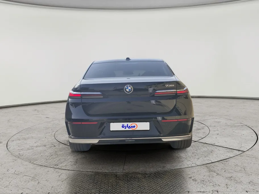 2026 BMW 7 Series 735i 