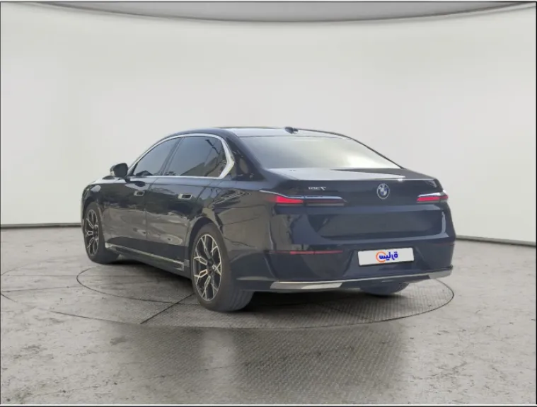 2026 BMW 7 Series 735i 