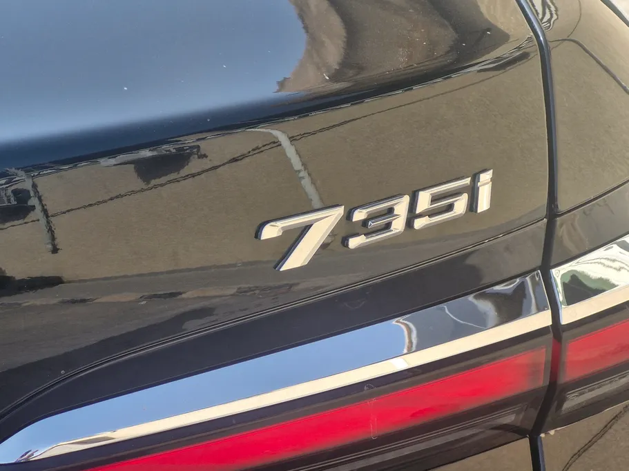 2026 BMW 7 Series 735i 