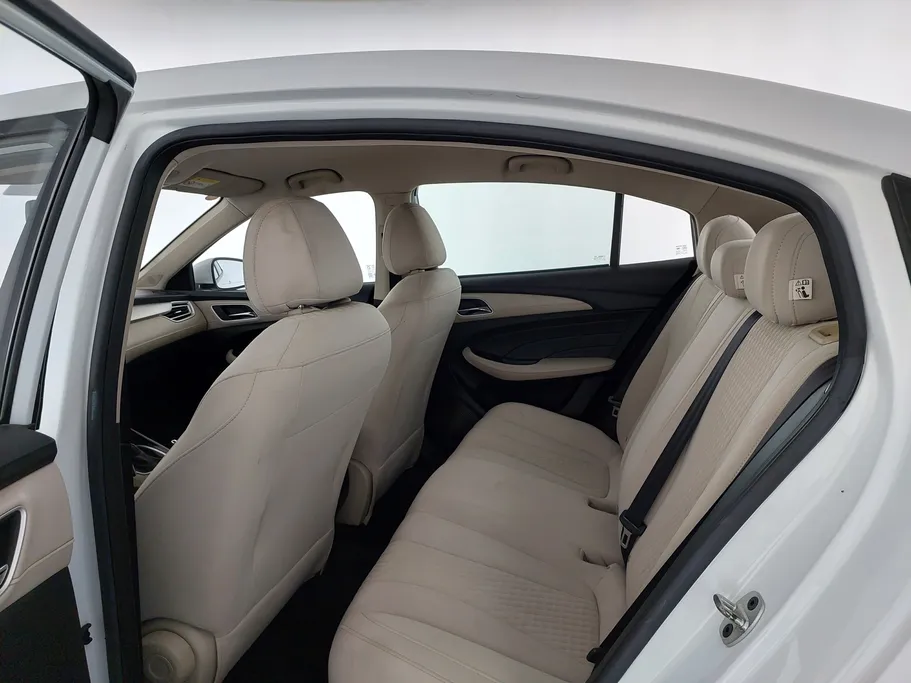 2023 MG 5 STD 